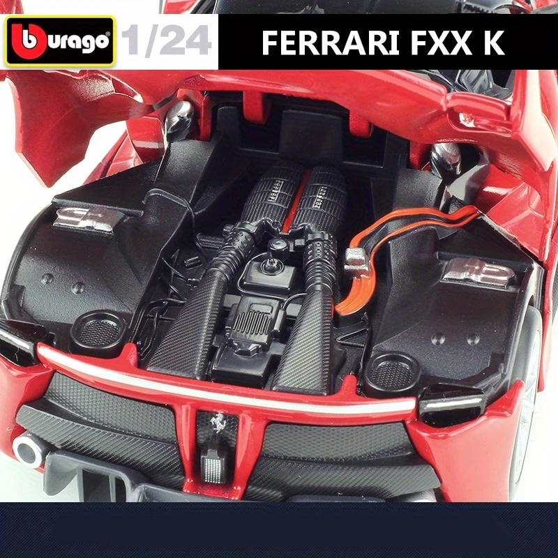 Bburago 1:24 スケールフェラーリ FXX K スポーツカー合金高級車ダイ