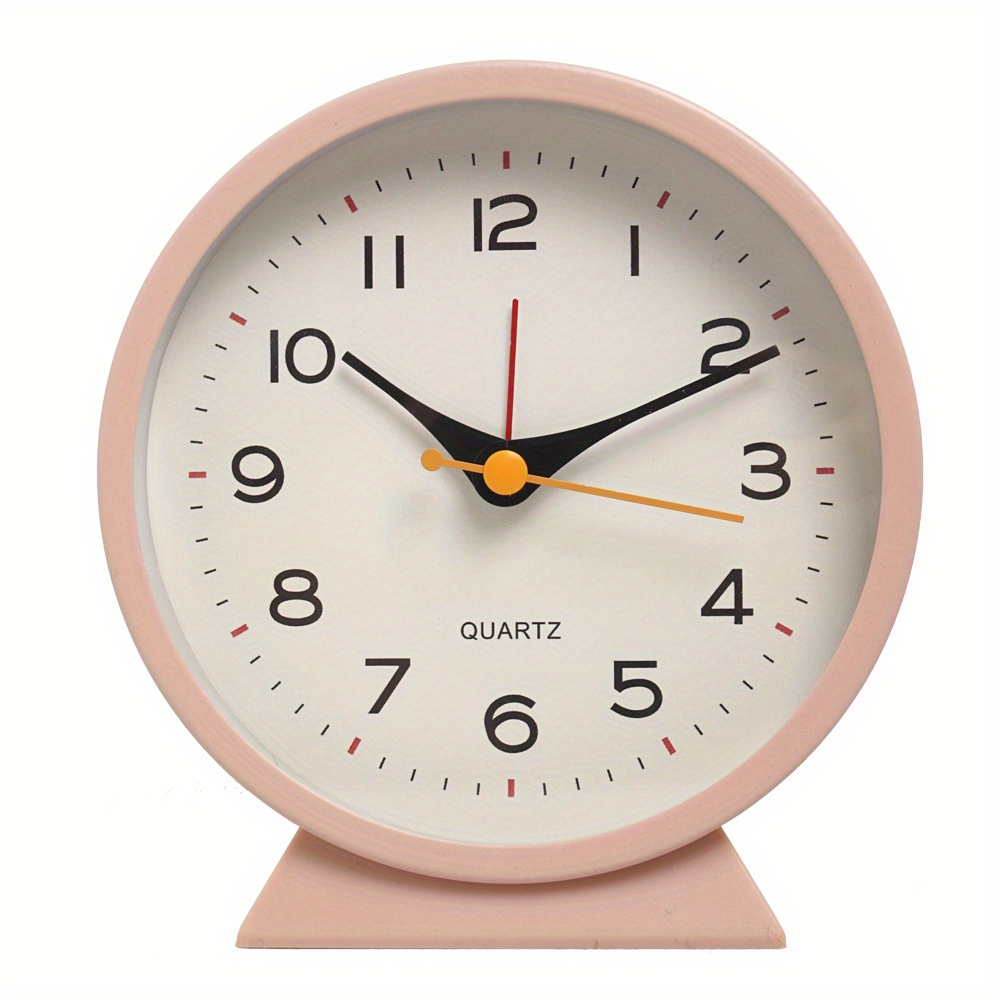  Peakeep - Reloj despertador analógico retro 4 a baterías,  pequeño reloj de noche silencioso : Hogar y Cocina
