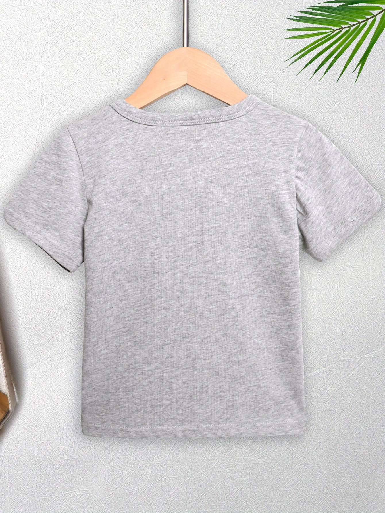 WiWi Men's Bamboo Viscose T-Shirts – Soft Lightweight Short Sleeve Tee, S-XXL