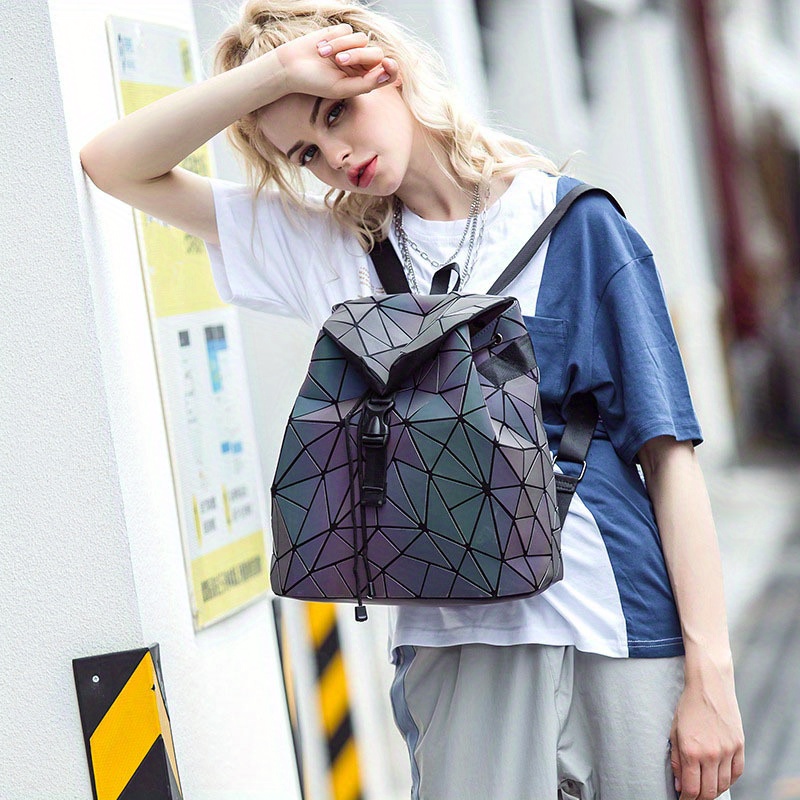 Geometric Luminous Purse and Handbag for Women Holographic Reflective Bag Wallet