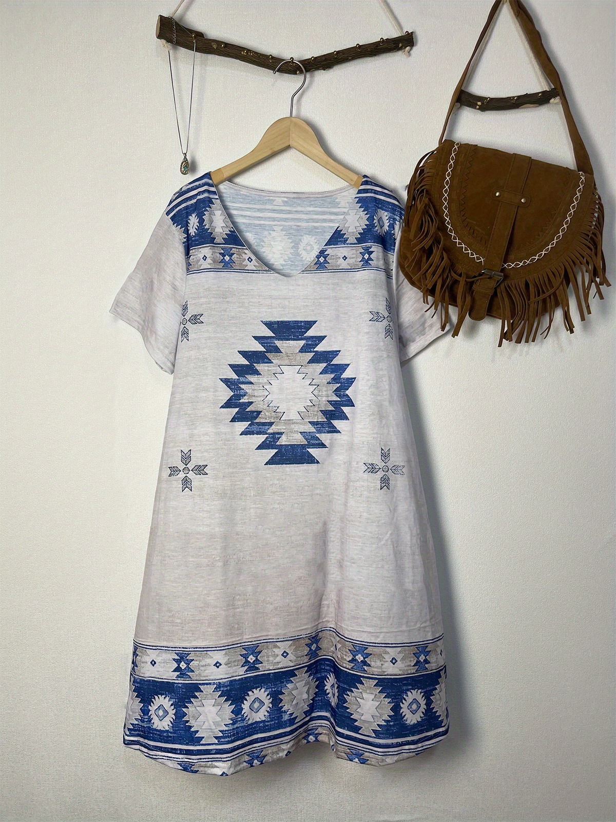 Robe D'été Courte Forever 21 Taille S - Imprimé Aztec Géométrique Sans Manches
