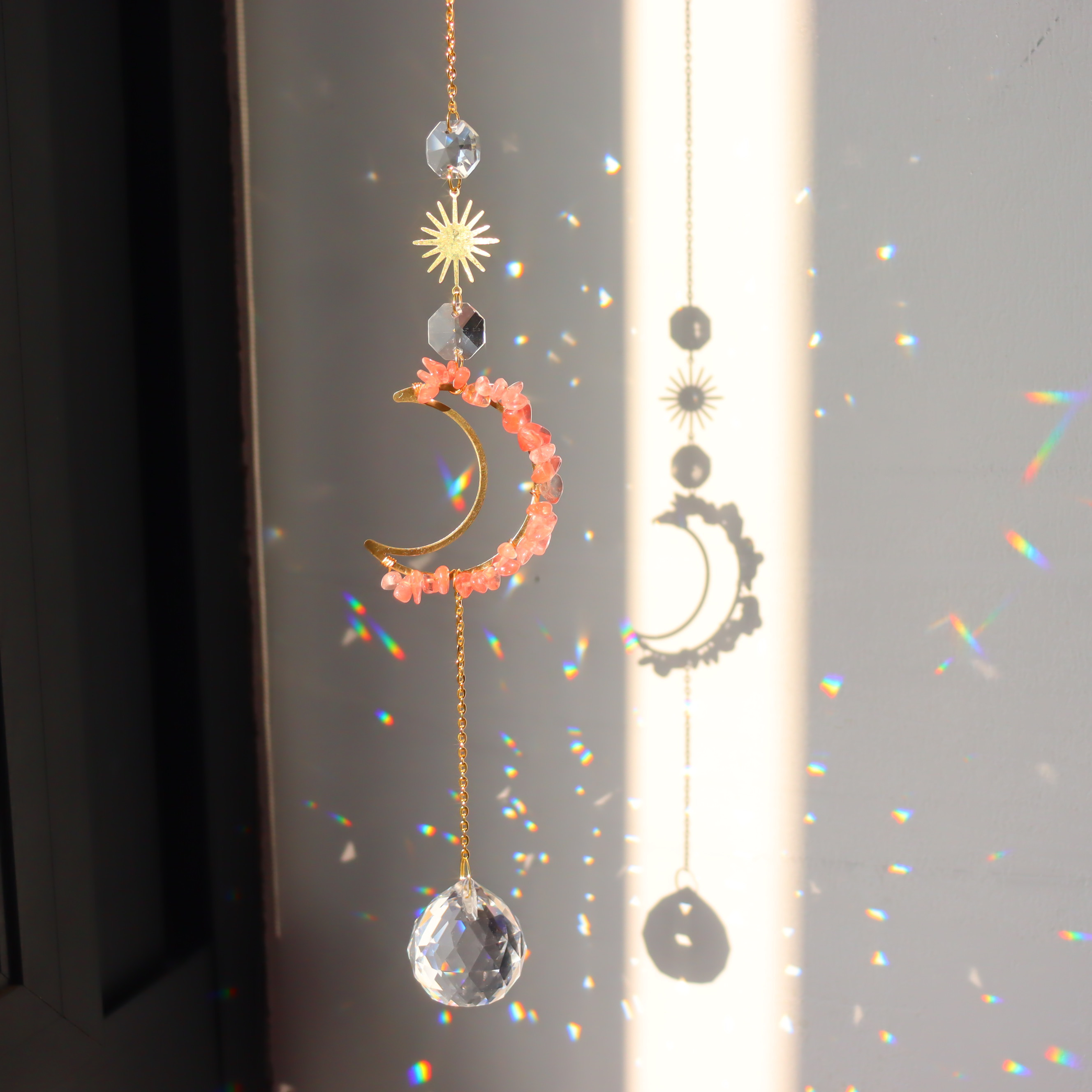 Attrape-soleil lune avec prisme en cristal en vente B2B pour votre magasin  – Faire France