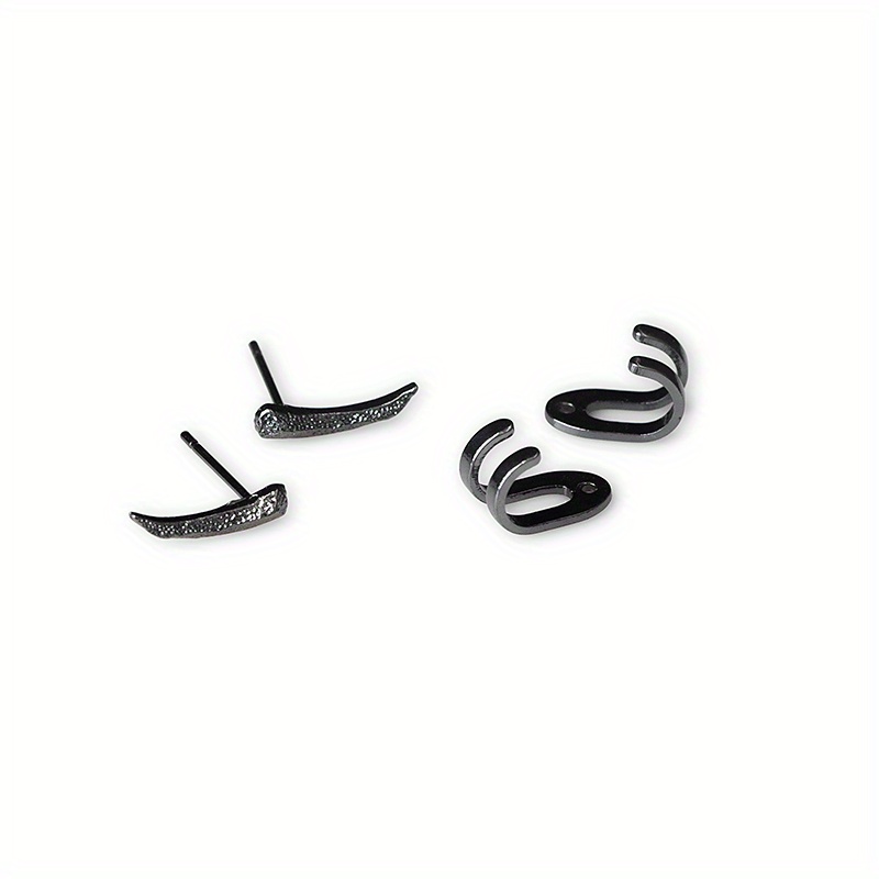 Ear Studs Punk Hip Hop Detachable 2-Claw Hook Personality Gift Cool Simple  Style Men Earrings Fashion Jewelry (Color : 2pcs) : : Clothing,  Shoes & Accessories
