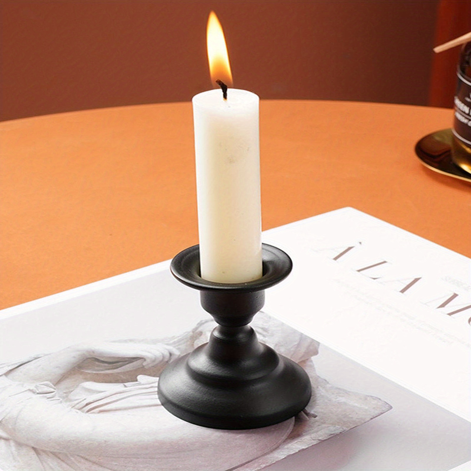 1pc Three-dimensional Iron Candlestick Holder - Creative Home Decor For Indoor Desktop Decoration And Holiday Atmosphere Ornament (black)