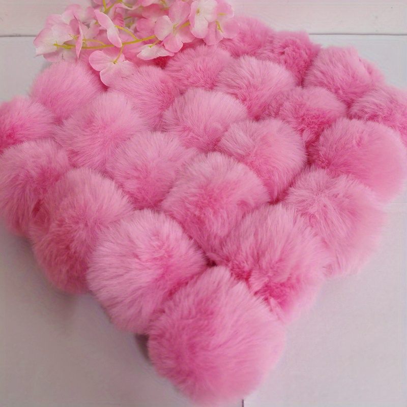 Dark Pink Fur Pom Pom Ball, For Used To Decorate Costumes at Rs 400/kg in  Ahmedabad