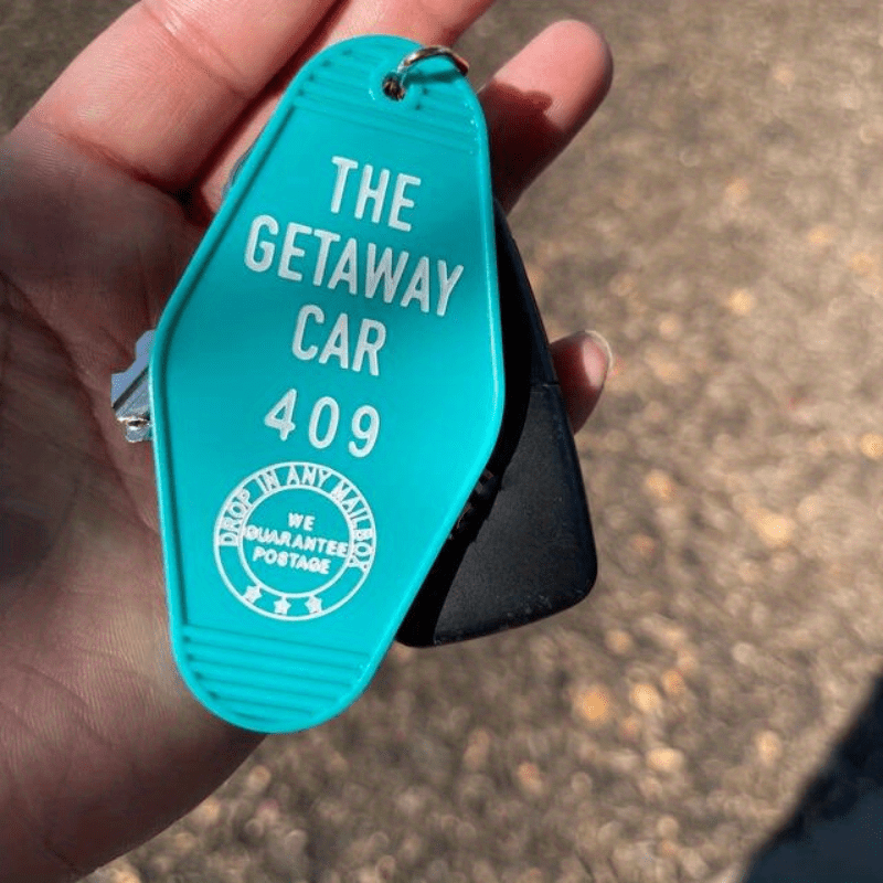 The Getaway Car Round Transparent Acrylic Keychain, For Men - Temu