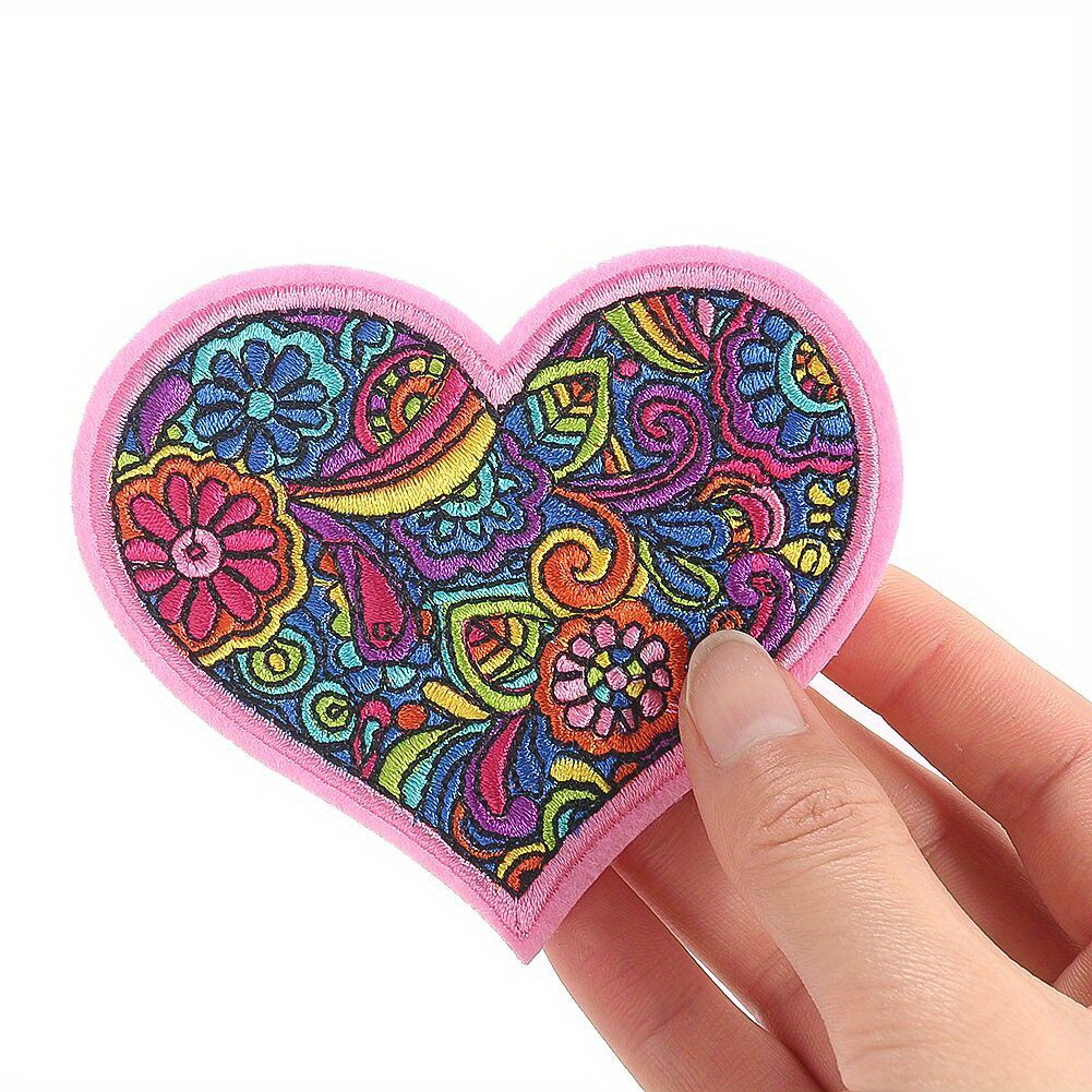 Fashion floral embroidered Patches for Clothing iron on Embroidery Stickers  Clothing Applique flowers Decoration Badge parche