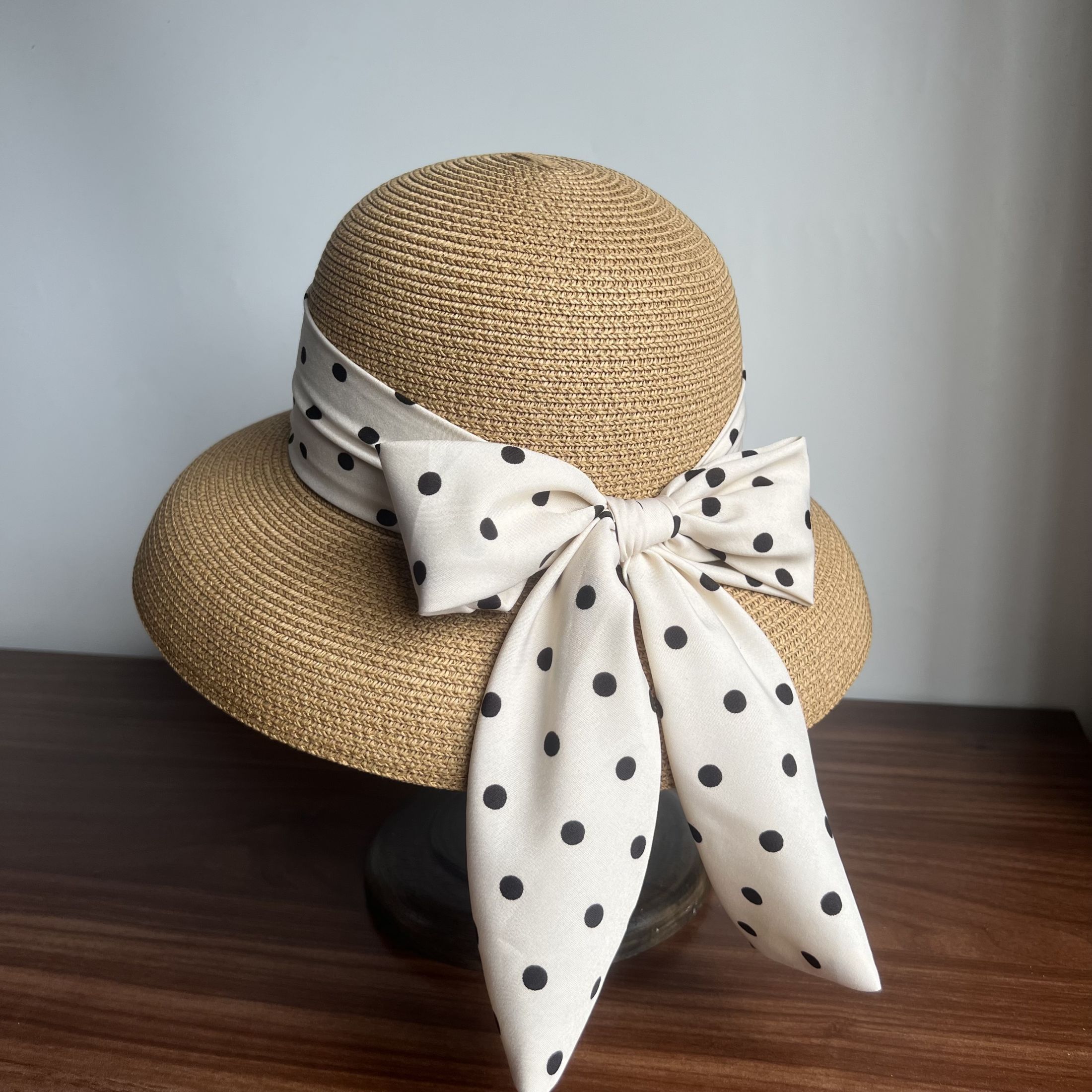 Wide Brim Sun Protection Polka Dot Tie Bow Decor Straw Bucket Hat, Face Covering Breathable Versatile Sun Hat, Fishing Hat for Seaside Beach Travel