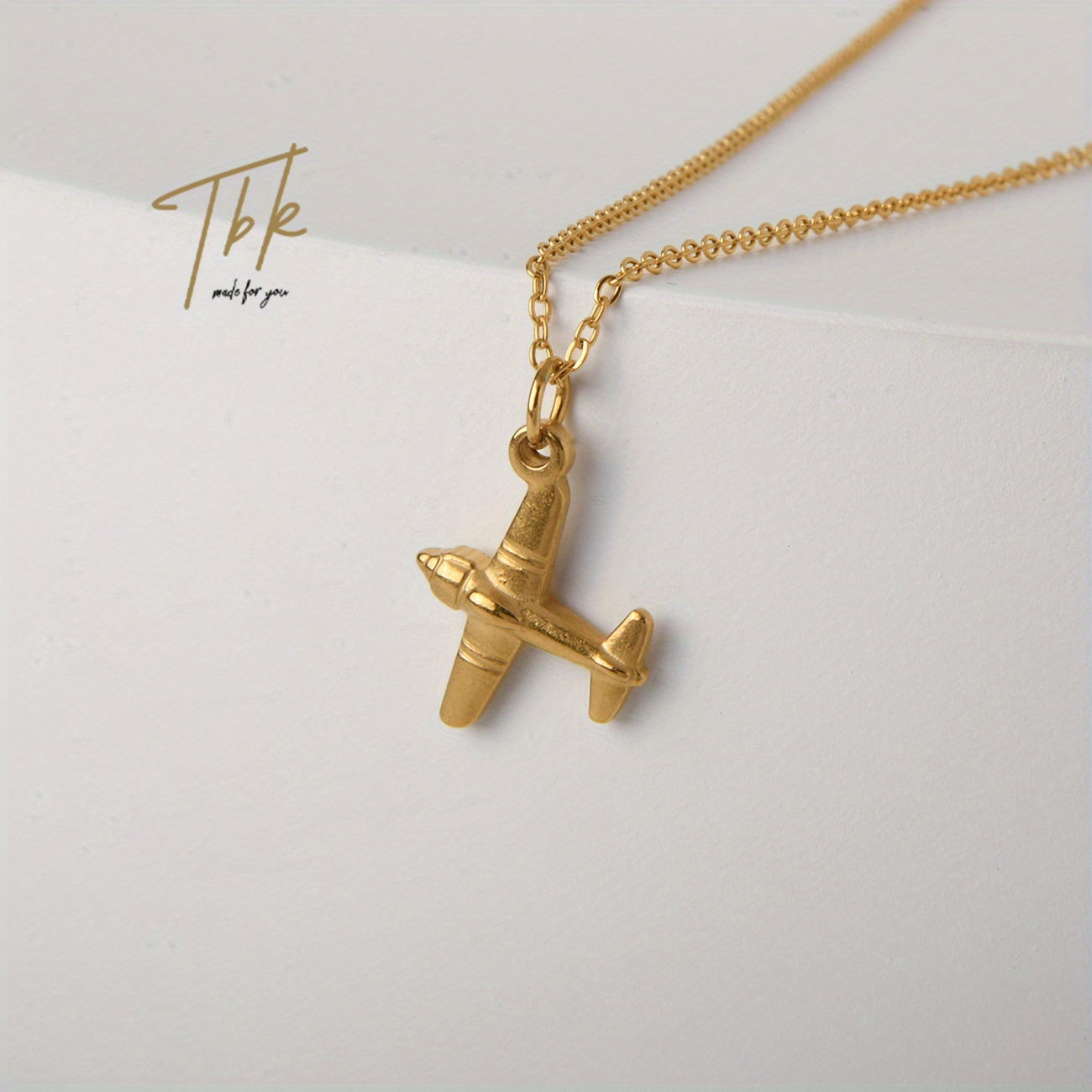 Sparkling Airplane Necklace  Airplane necklace, Necklace, Gold