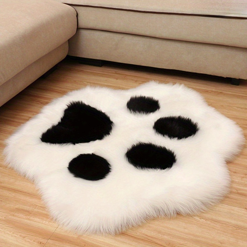White Cat Belly Rug – Petites Paws