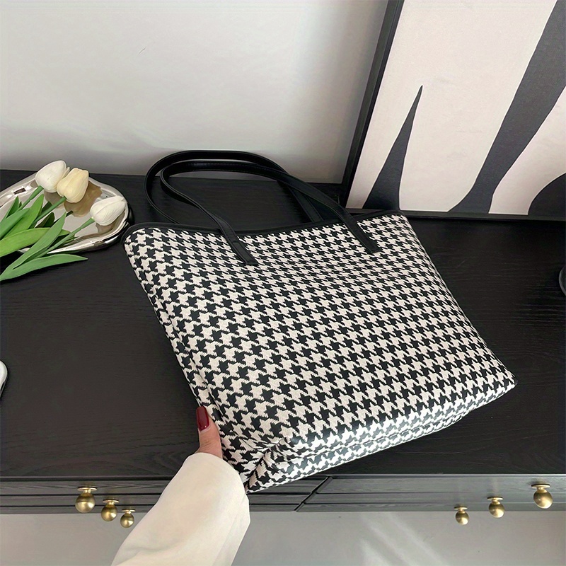 Kate Spade Houndstooth Shoulder Bag in Black