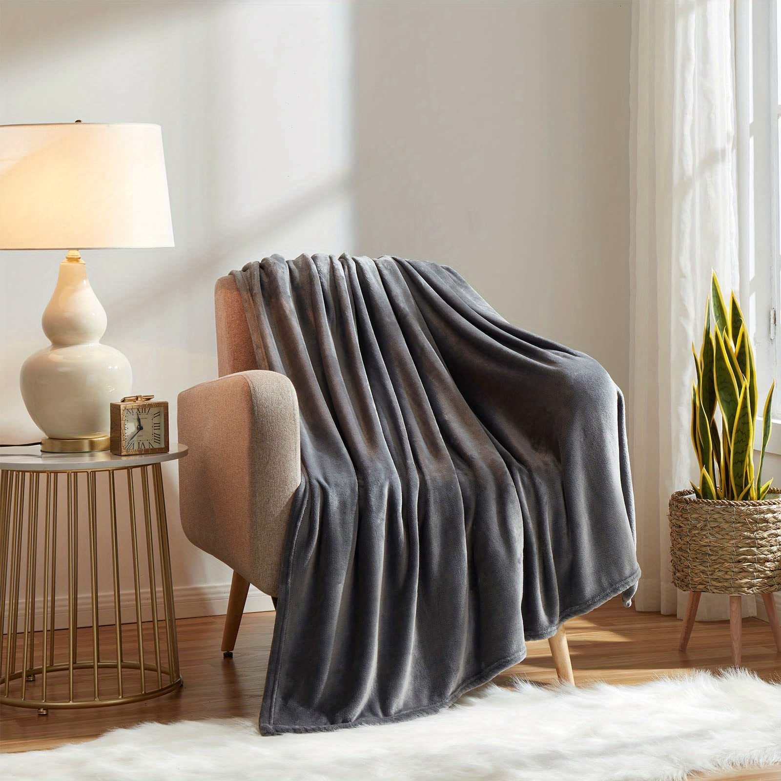  Fufafayo Blankets for Couch, Soft Microfiber Flannel