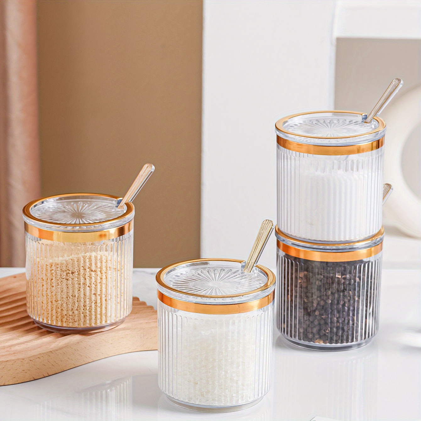 1pc, Seasoning Pot, Kitchen Spice Pot, Cute Glass Seasoning Containers,  Creative Monosodium Glutamate Pot With Spoon, Salt Jar, Pepper Contaniers,  Sea