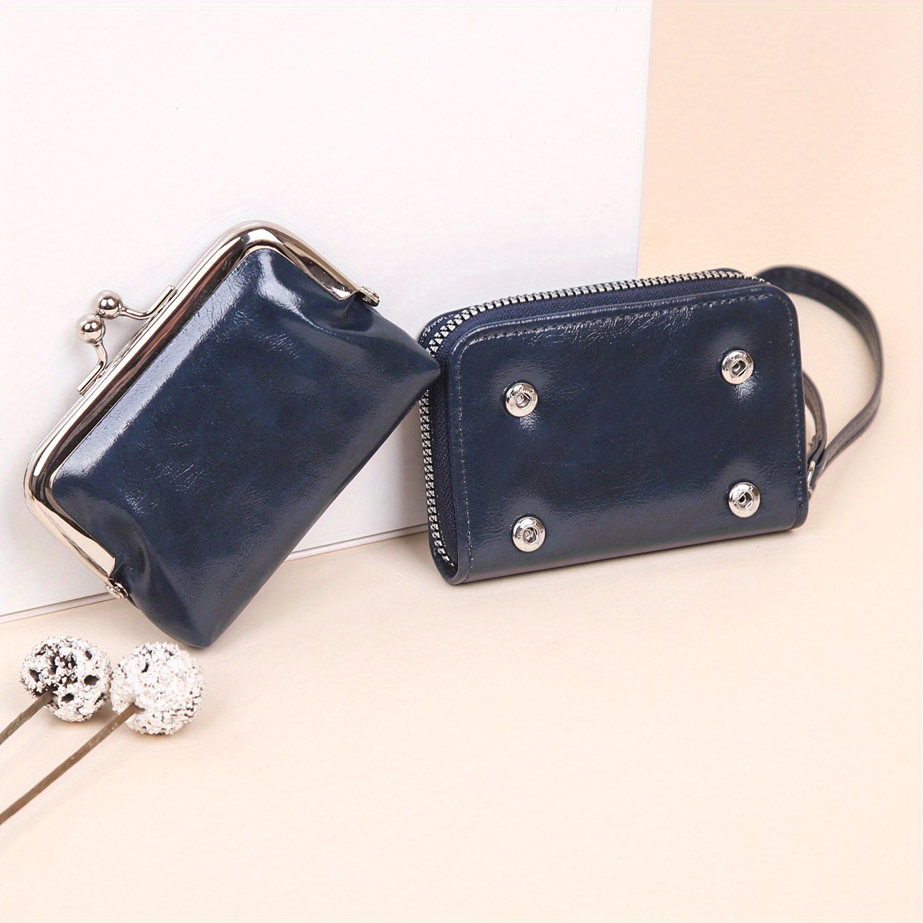 Mini Vintage Credit Card Holder, Retro Kiss Lock Coin Purse, Women's  Fashion Wallet & Wristlet - Temu