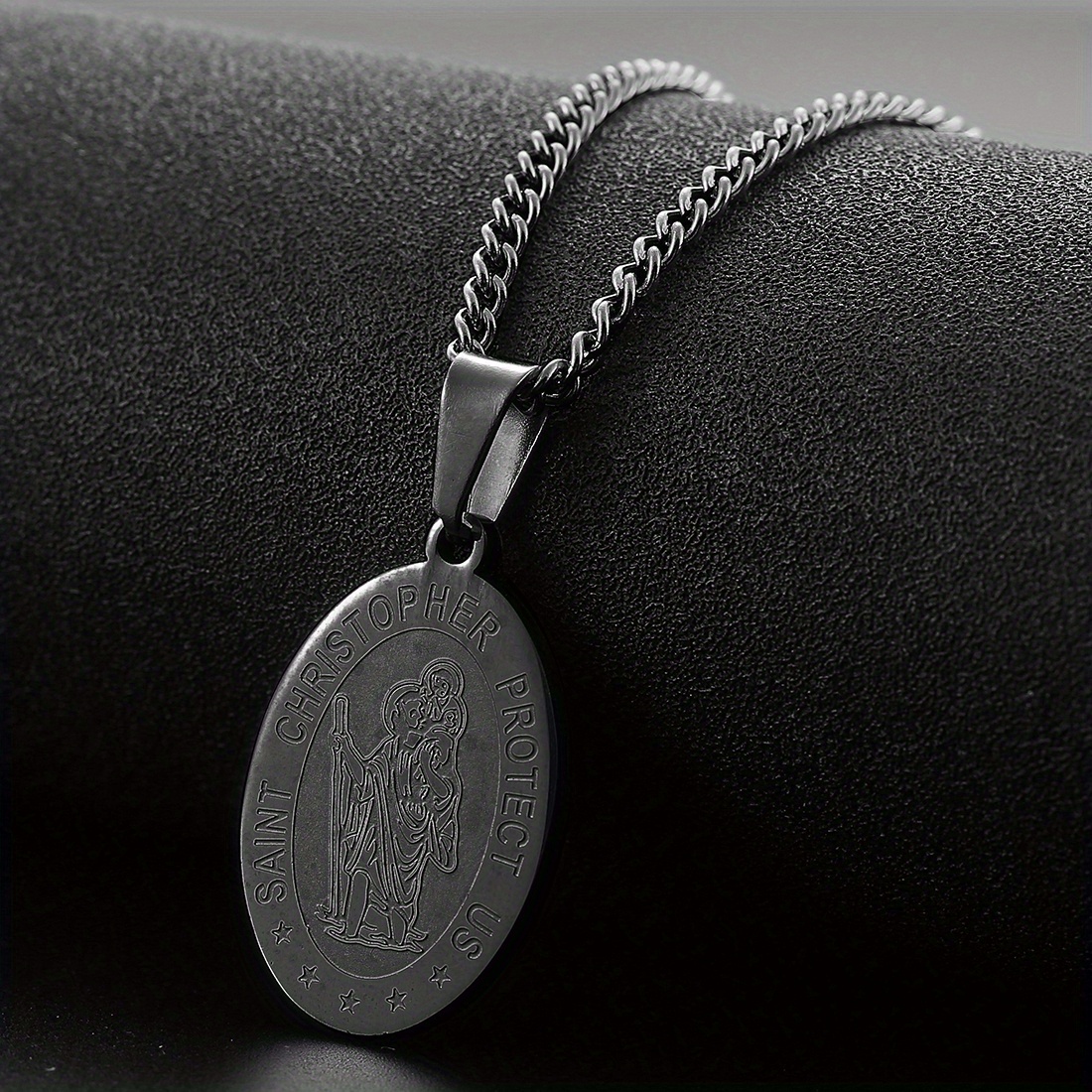ASOS DESIGN – Schmale Halskette aus wasserfestem Edelstahl mit ovalem St.  Christophorus-Anhänger in Silberoptik, 2 mm – SILVER
