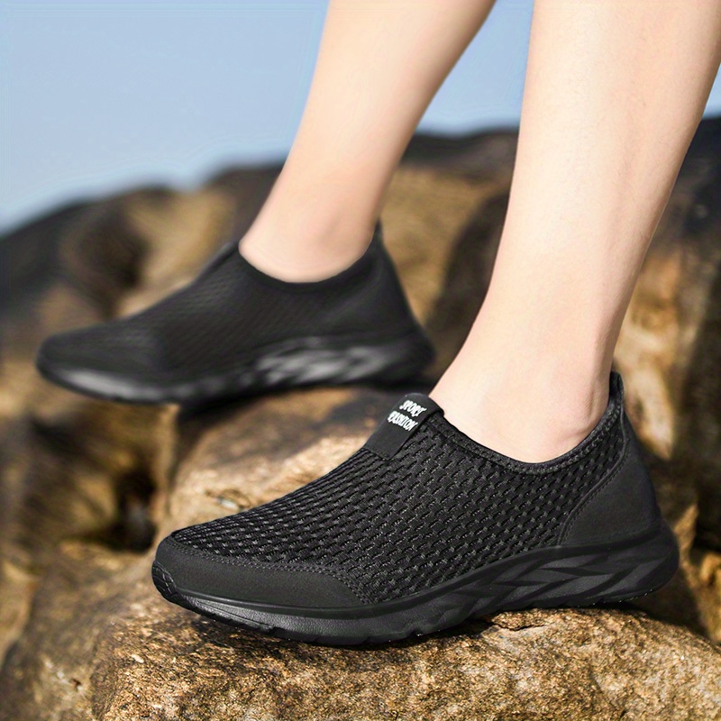mens lightweight slip on shoes