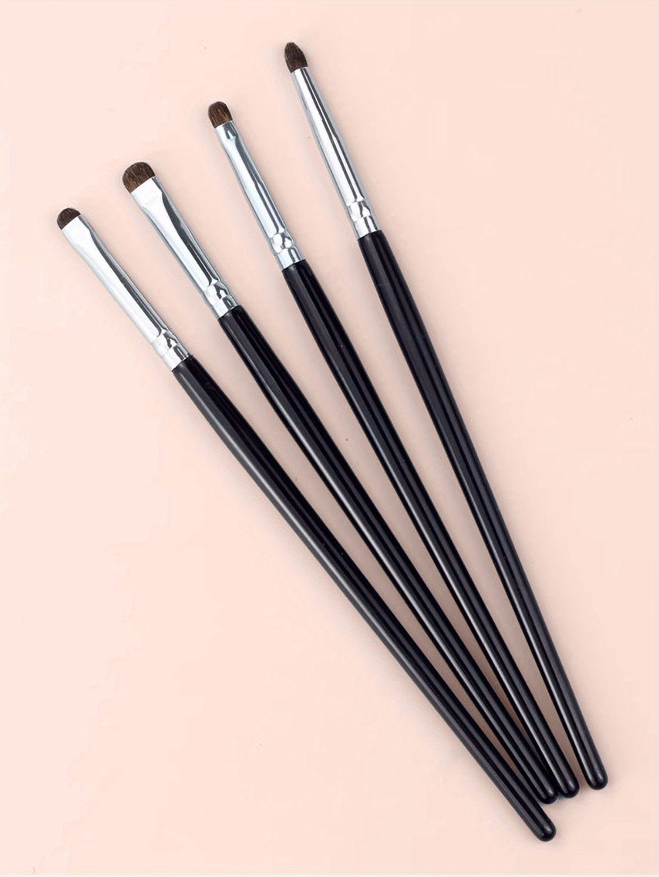 Pennello Eyeliner, FENGCHUANG-Pennello per Eyeliner Angolato, 6 Pezzi  Pennello Piatto Make up, Per Creare un Trucco Occhi Delicato (Nero) :  : Bellezza