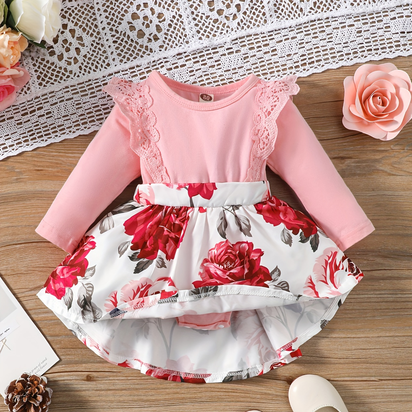 2pcs Baby Girl Allover Red Rose Floral Print Belted Shirred Puff-sleeve Dress with Headband Set