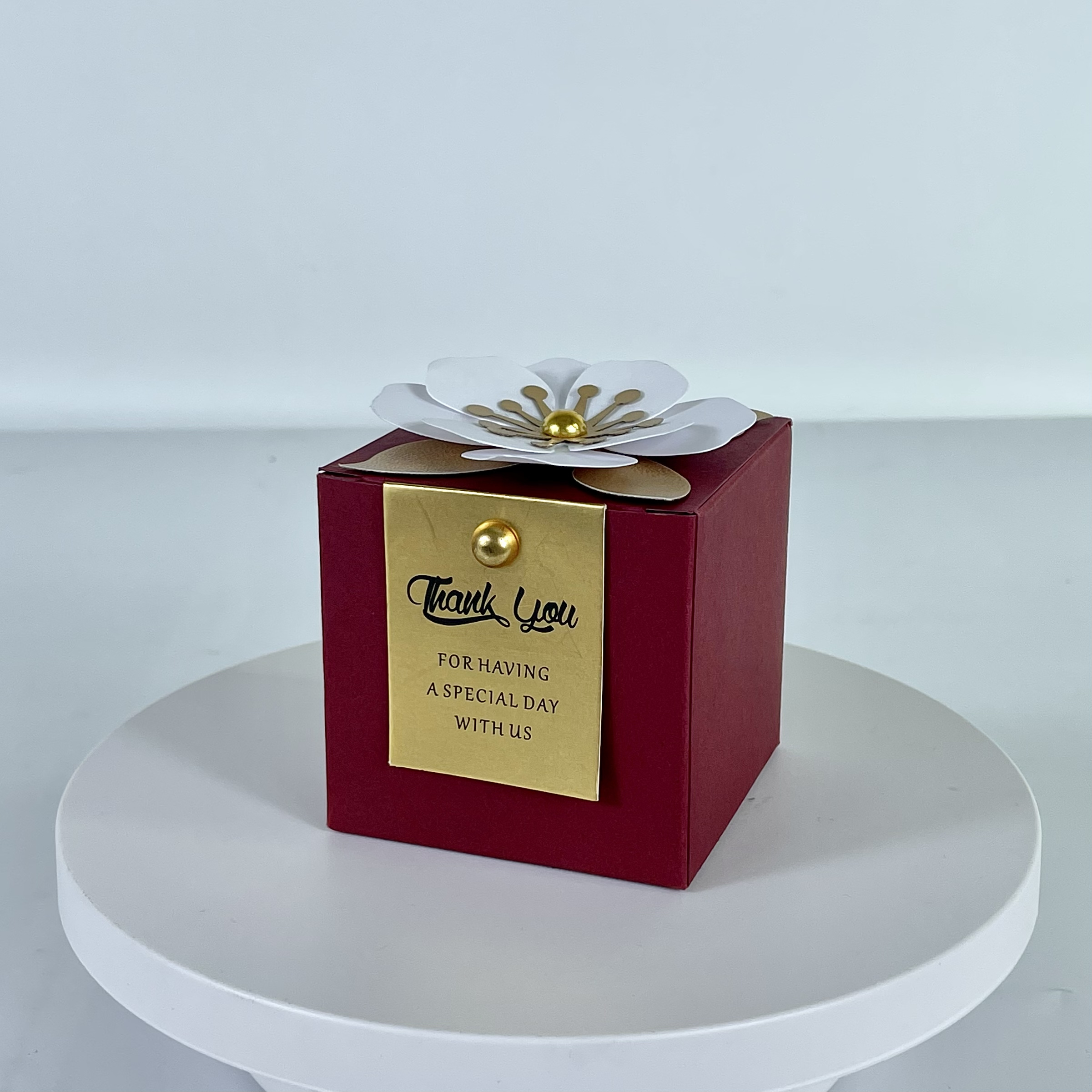TEMU 20pcs, Creative Flower Square Wedding Candy Box, Exquisite , Holiday Party Banquet Anniversary Gift Box, Wedding Supplies, Party Supplies