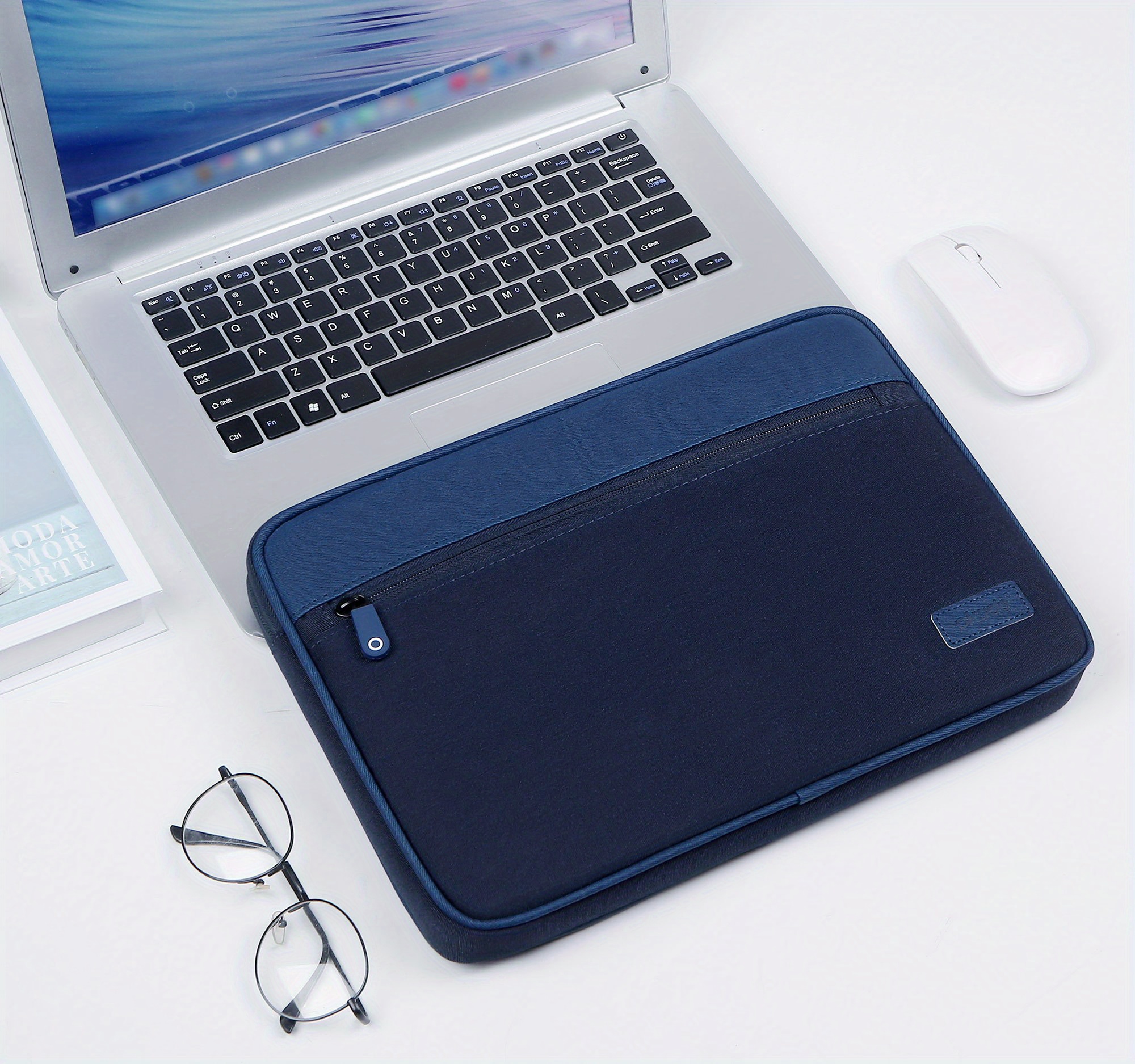 Case Logic Reflect 15.6 Laptop Sleeve Case - Navy Blue