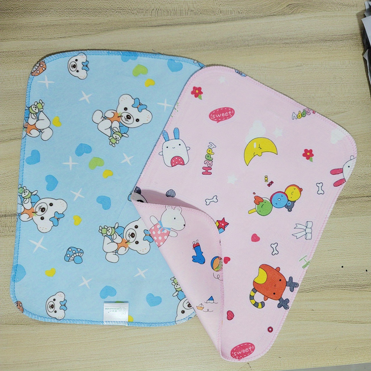 2pcs Waterproof Changing Mat Reusable Baby Cartoon Nappy Urine Pads 30*45  CM