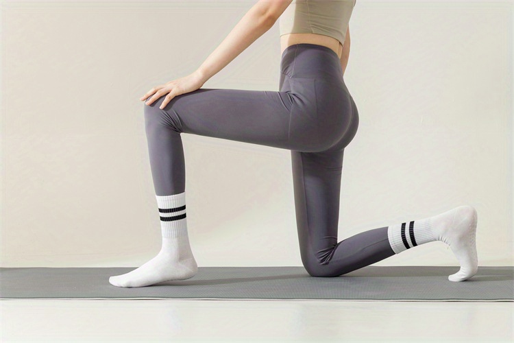 Calcetines de Yoga de silicona para mujer, medias profesionales