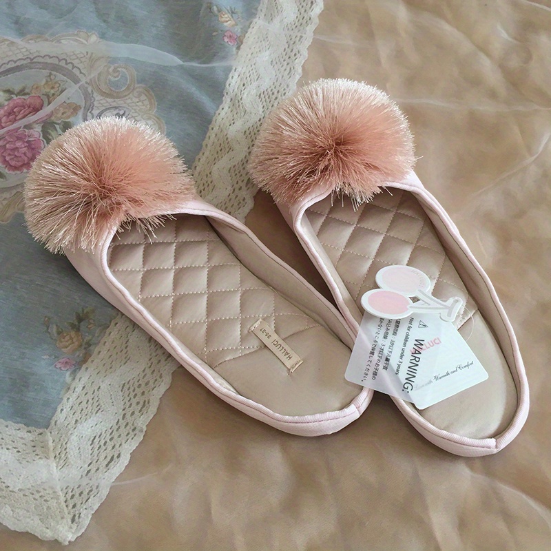 Fluffy ball outlet slippers