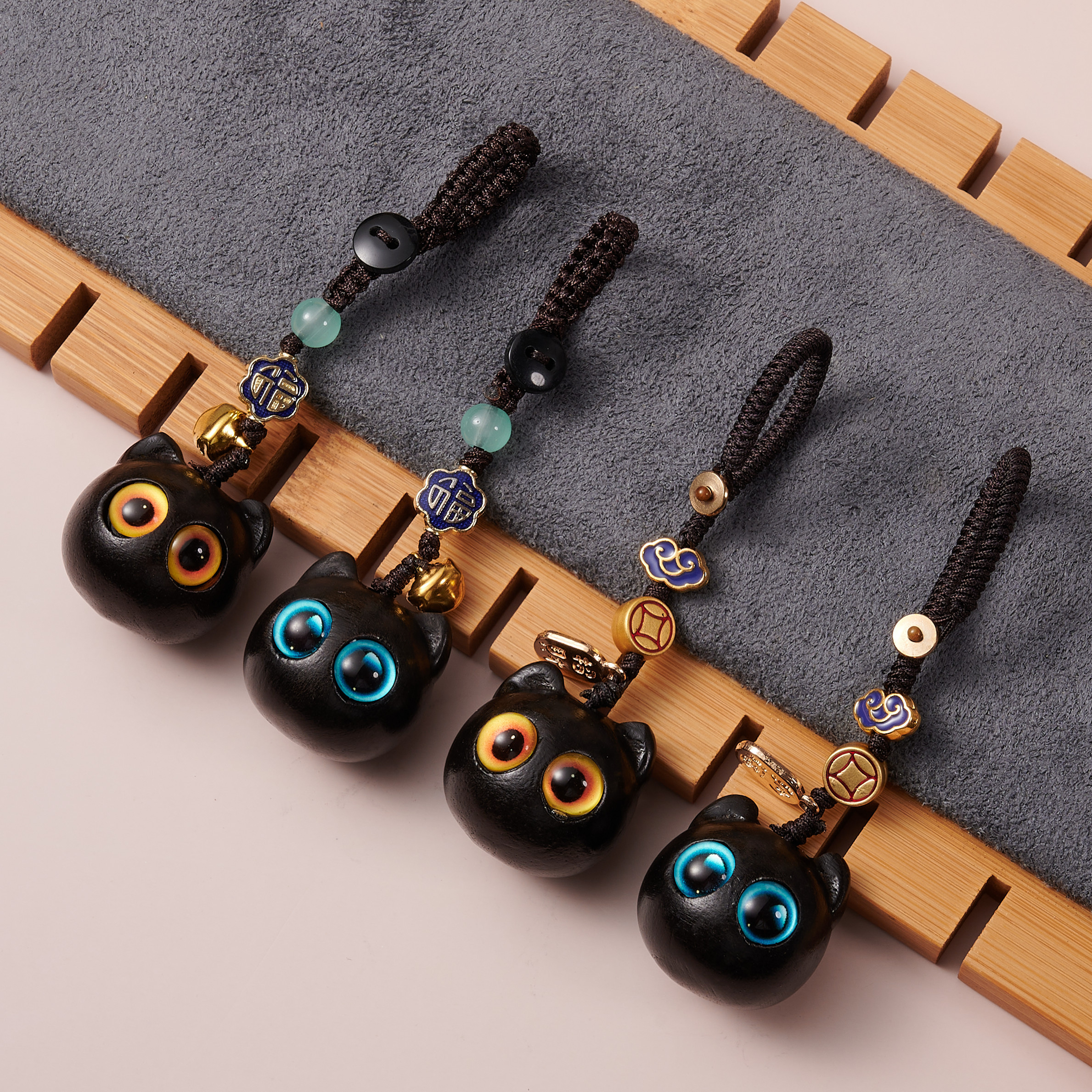 Cute Cat Car Keychain Creative Keychain Mobile Phone Chain Bag Pendant