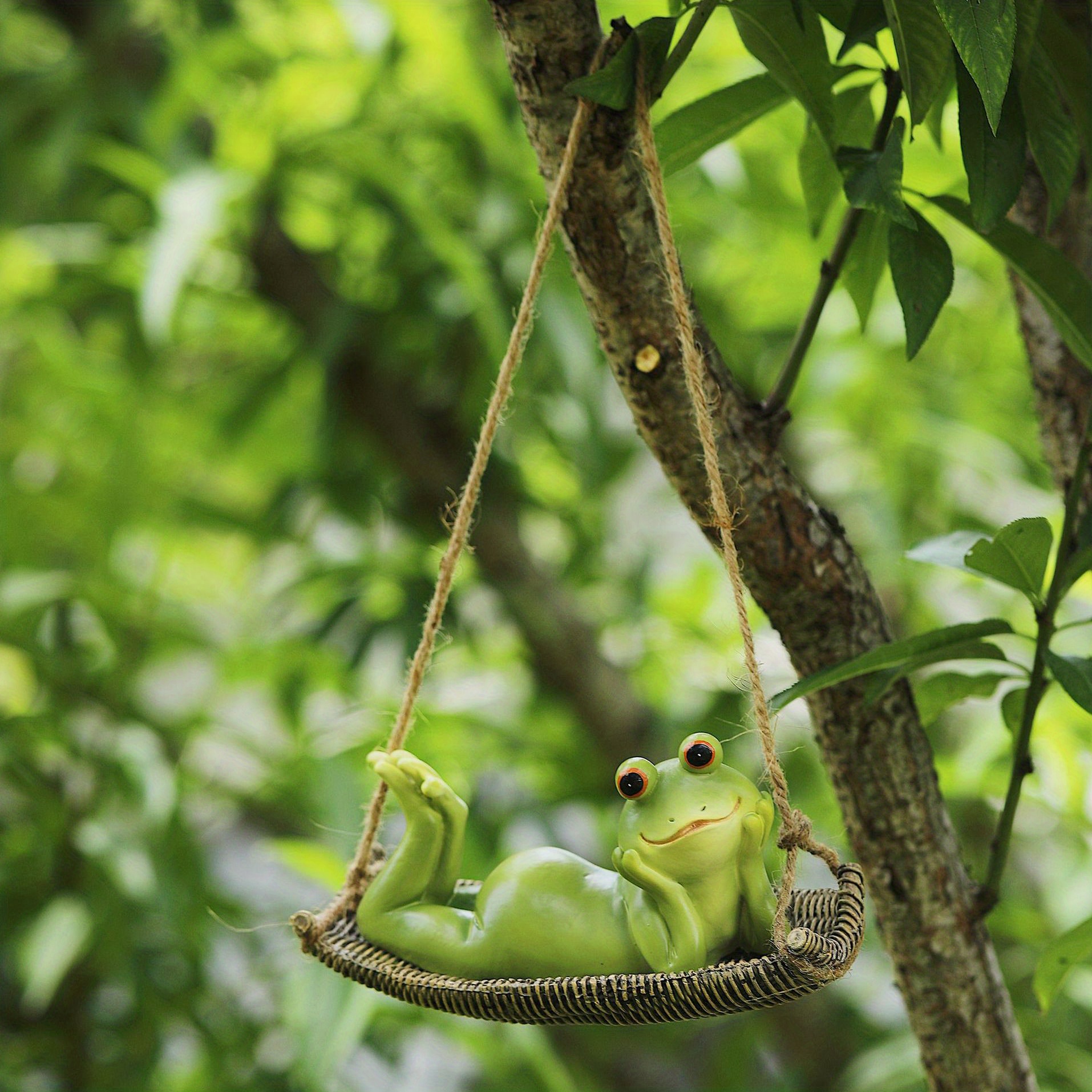 Garden Swing Frog Pendant Decoration Villa Yard Resin Animal Carving Decoration Craft