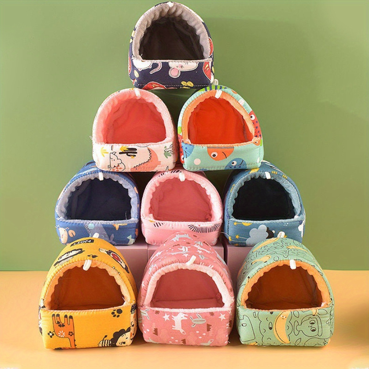 Random Color Hamster House Possum House Small Pet Squirrel House Rabbit Branch Guinea Pig House