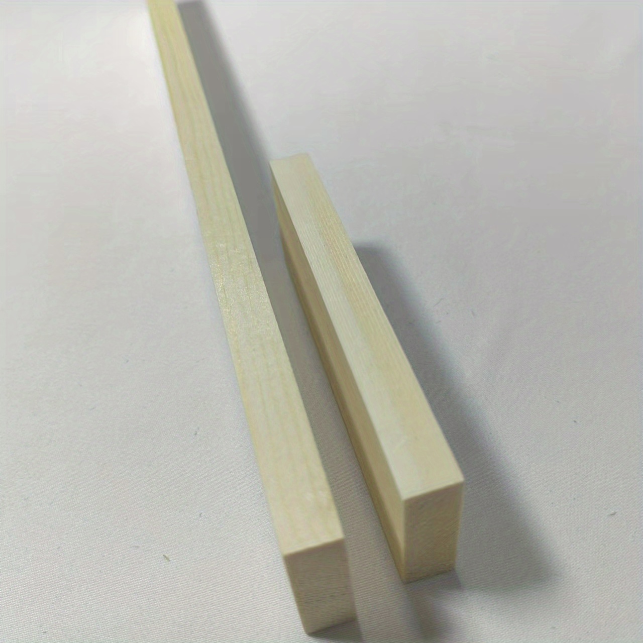 10Pcs Wooden Dowel Rods for Craft, 4MM × 30cm/11.8in Dowel Rods Wood Sticks  Wooden Dowel Rod Unfinished Natural Wood Craft Dowel Sticks for Arts, DIY