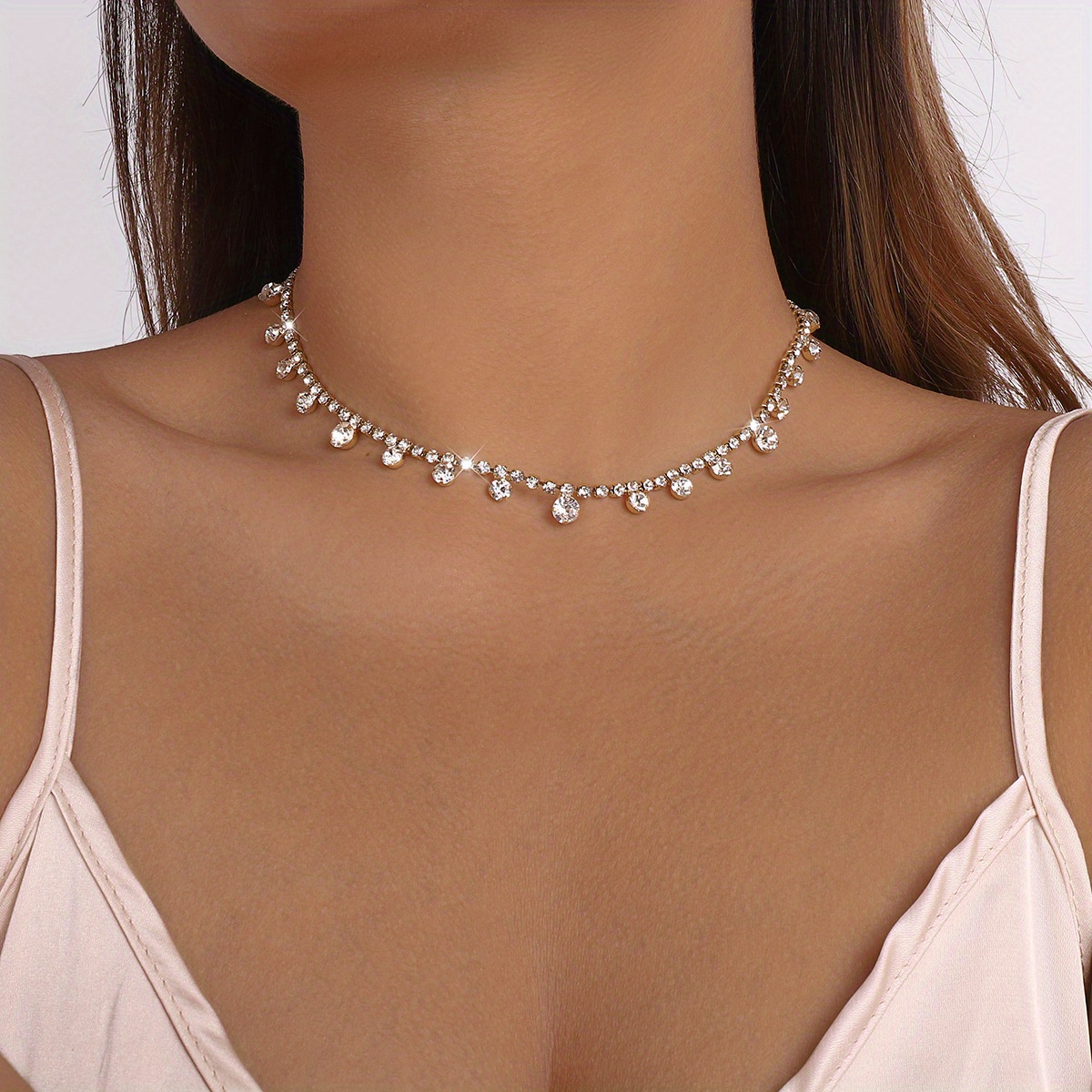 Simple 2024 rhinestone necklace