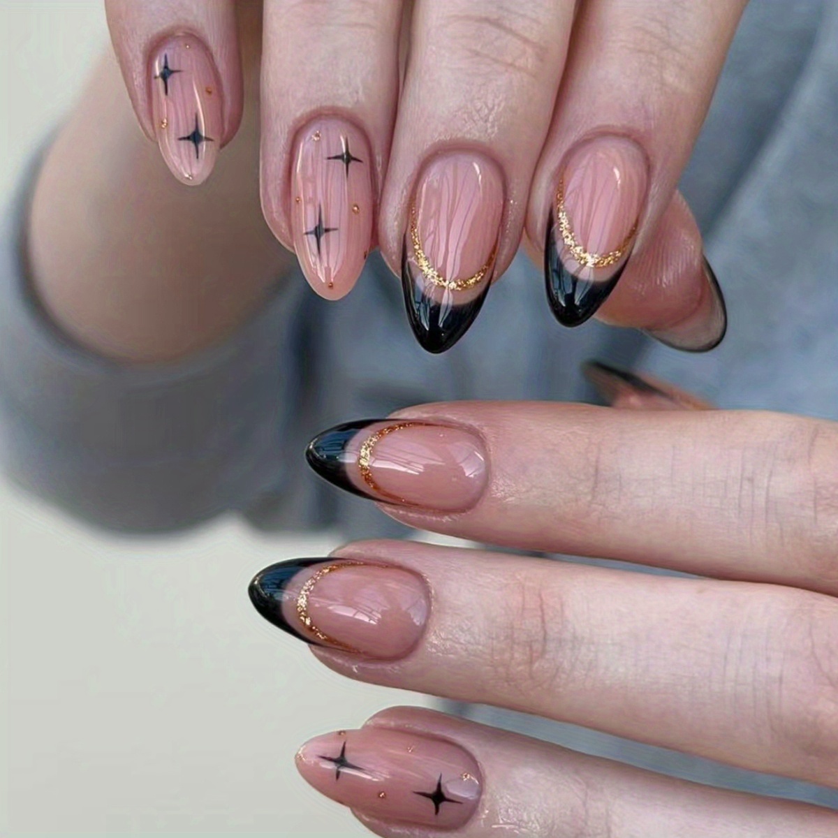 Glossy Black Star Press On Nails With Golden Glitter - Nude Nails