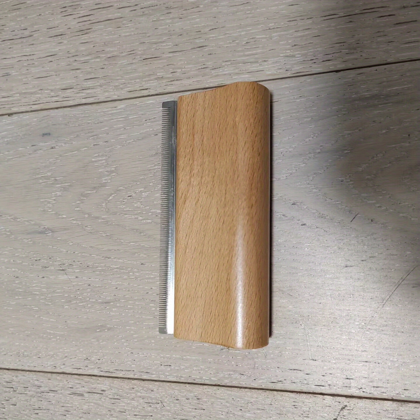 Professional Pet Wooden Grooming Brush - Deshedding & Grooming Your Dog!