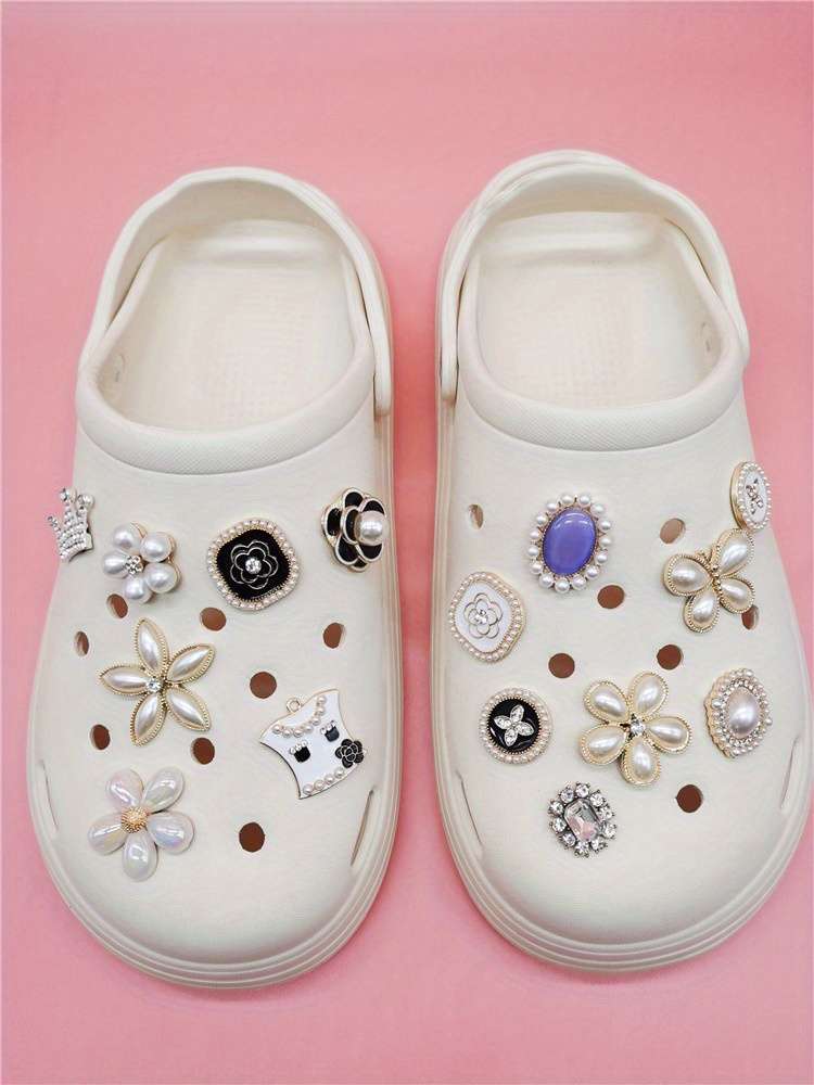 1pc Luxury Rhinestone Jewelry Shoe Charms For Women Garden Shoes  Decorations Clog Decor Diy Shoes Buckle Accessories Fit Bubble Slides  Sandals Children Girls Xmas Halloween Birthday Party Gift