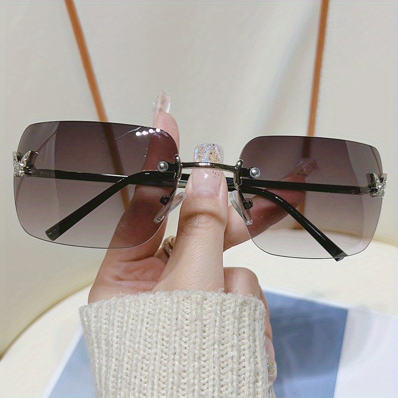 CHANEL 4017-D Sunglasses Gradation Rectangle Purple Lens