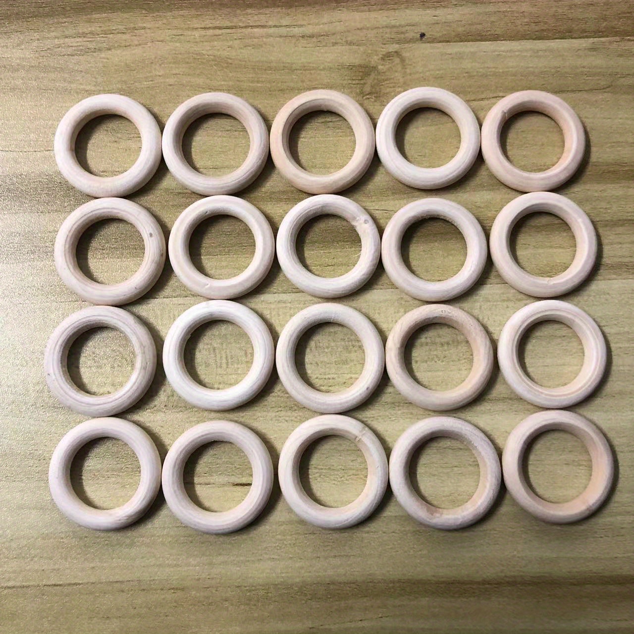 40pcs Nature Wooden Rings, 8 Sizes Wood Rings For Crafts Macrame  Rings,Wooden Rings Natural Resources For Early Years Loop Ring For Craft  DIY Jewelry