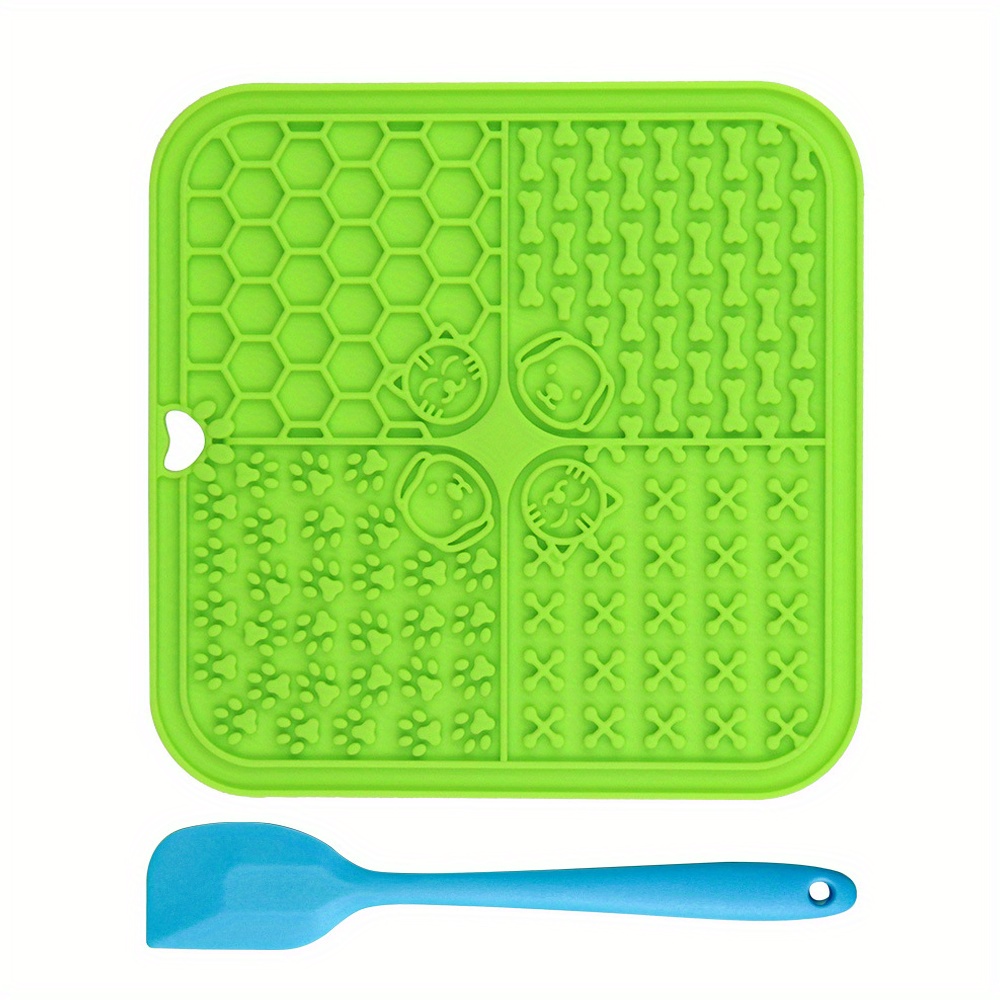 Different colors of Pet Licking Pad