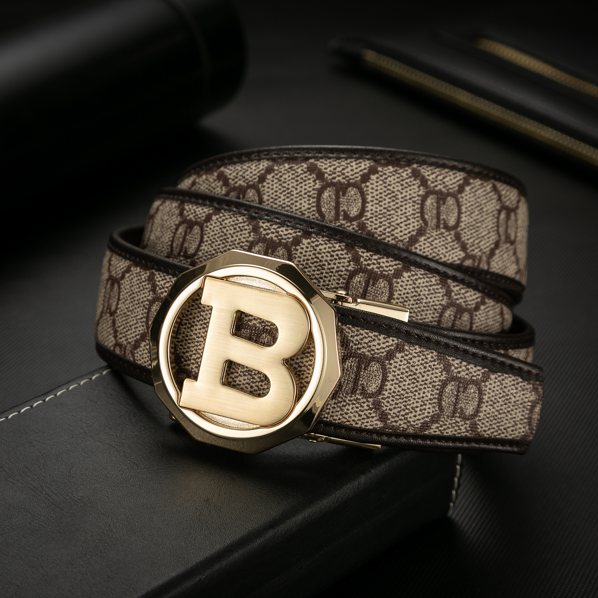 Leather B Buckle Belt in Black/gold - Men | Burberry® Official