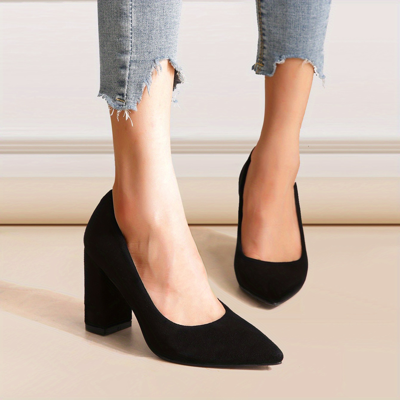 Court pumps on sale