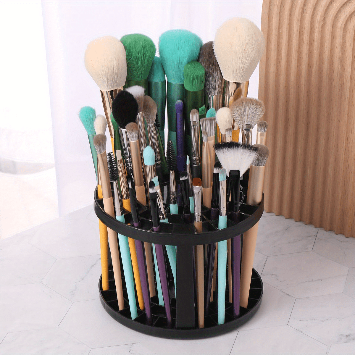 Paintbrush holder and paint brush storage organizer 