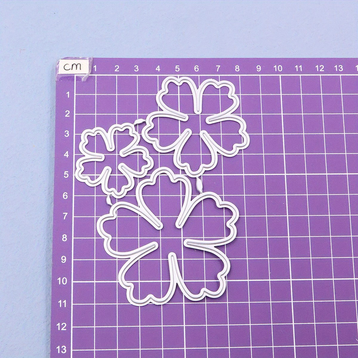 3d Petal-shaped Golden Cutting Knife Mold Paper Art Embossing Mold Used For Scrapbooking