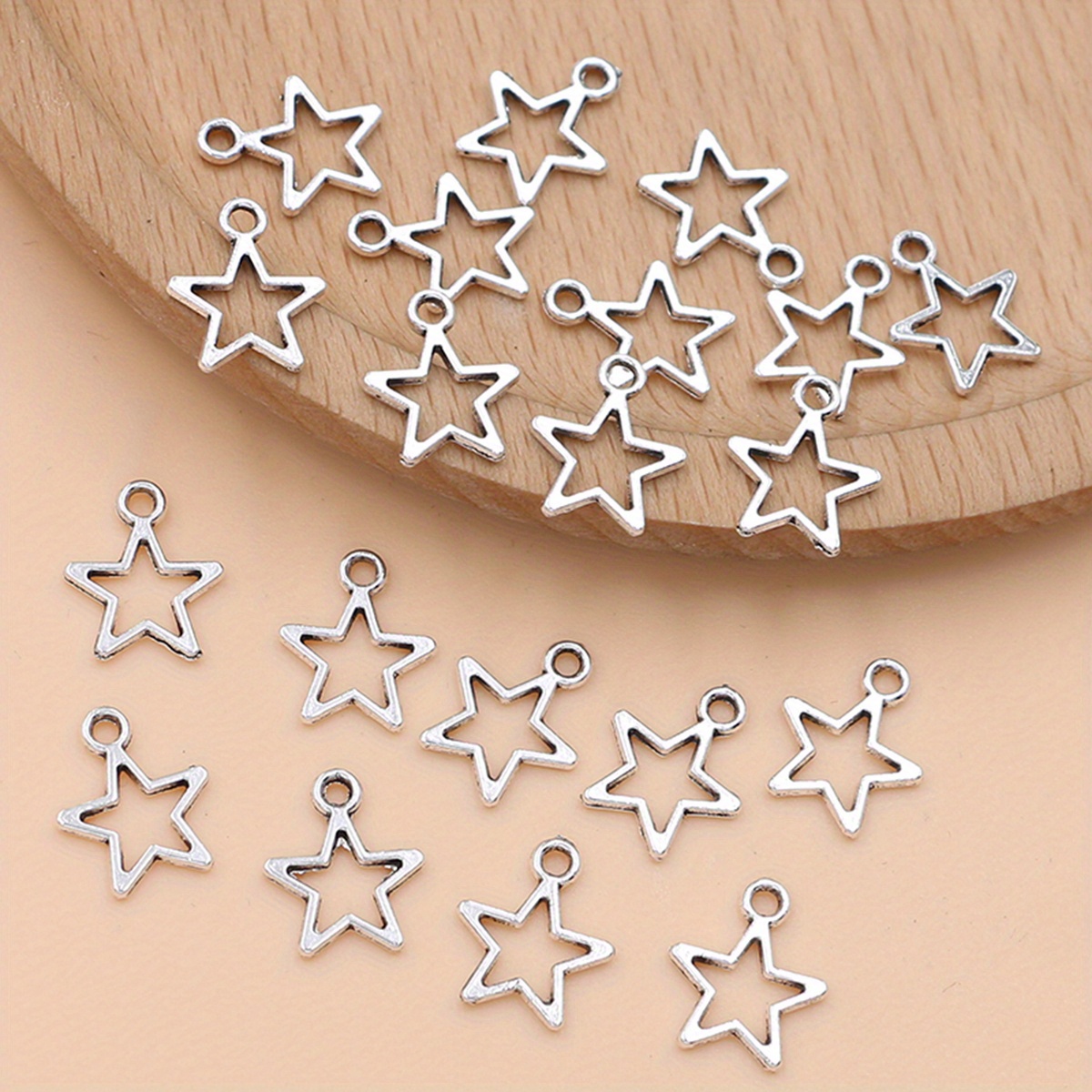 Inbagi 200 Pieces Star Pendant Mini Star Charms Alloy Dangle Star Shape Charm Dangle Making Charms for DIY Jewelry Making and Crafting, 8 x 10mm