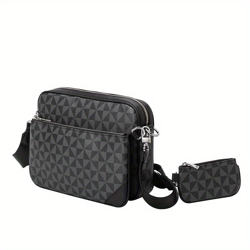 Gucci Print Messenger Bag in Black : : Fashion