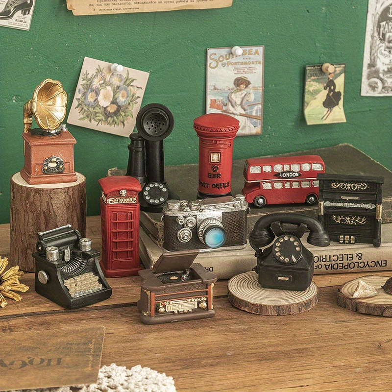 Vintage Decorative Camera