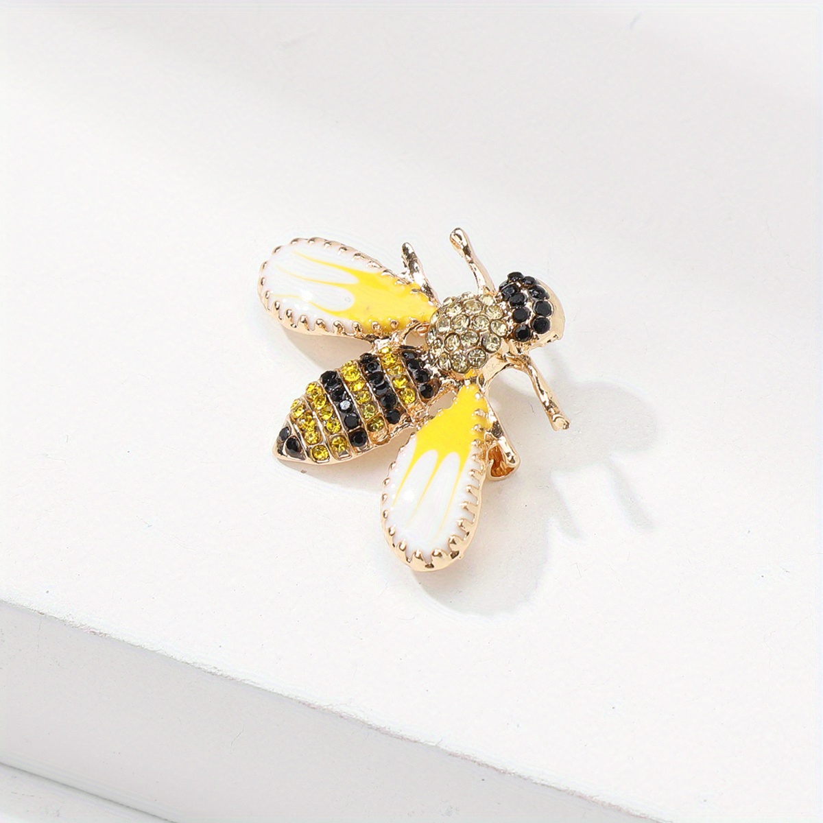 Tichso 6pcs Honeybee Bee Brooch Pins for Women Fashion Set Rhinestone Brooches Elegant Personality Brooch Pins Women's Brooches
