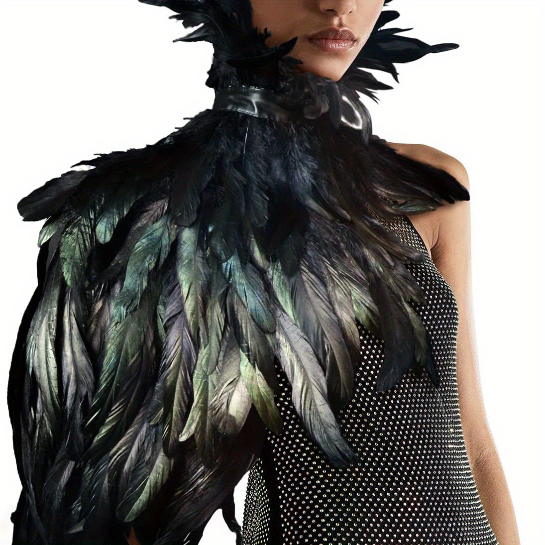 Chal Gótico De Plumas Con Hombreras – Capa De Plumas Artificiales Para Halloween, Carnaval O Cosplay (Color Primario, Talla Única)