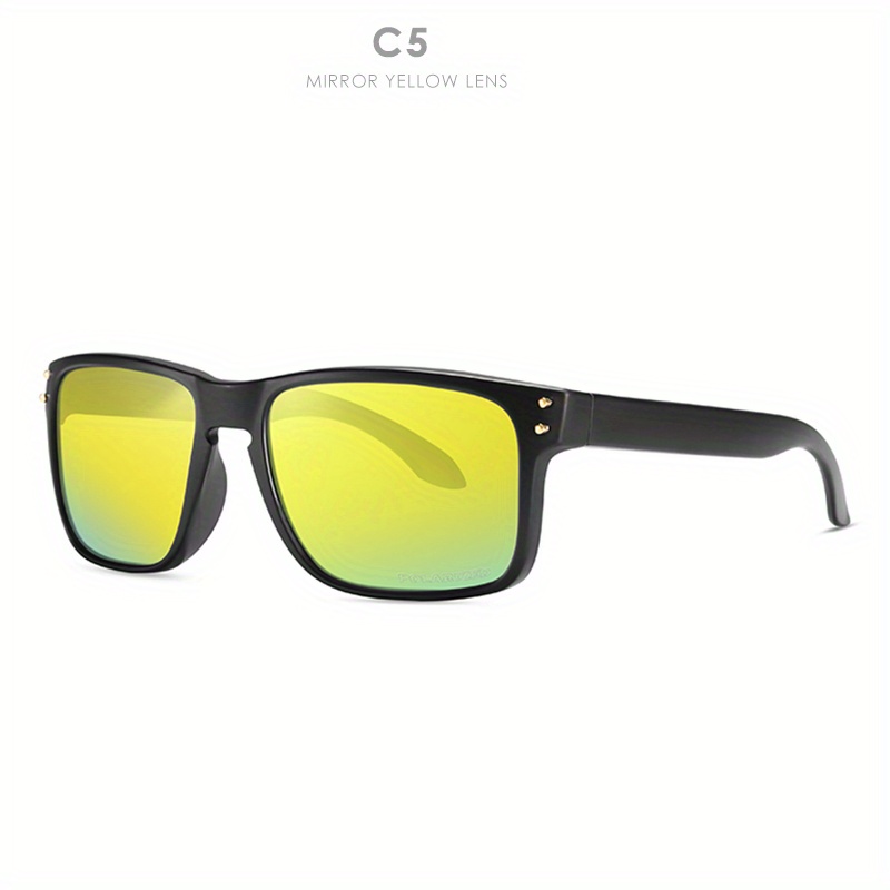 6,552 Reflection Sunglasses Man Stock Photos, High-Res Pictures