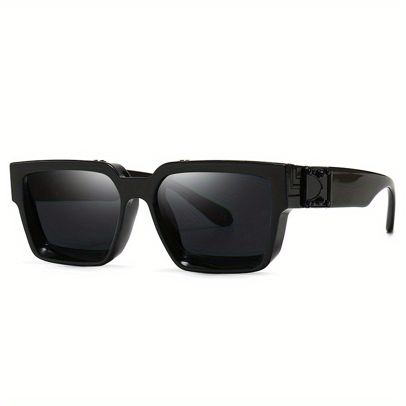 Mens New Fashionable Sunglasses With Wide Frame Legs And Stylish