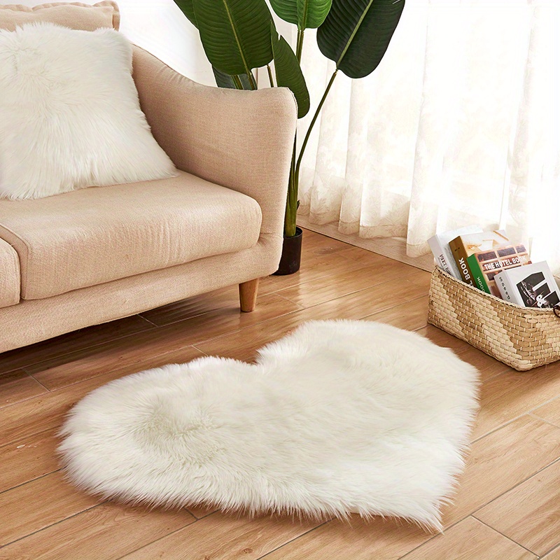 Heart Shaped Area Rug for a Cozy Home